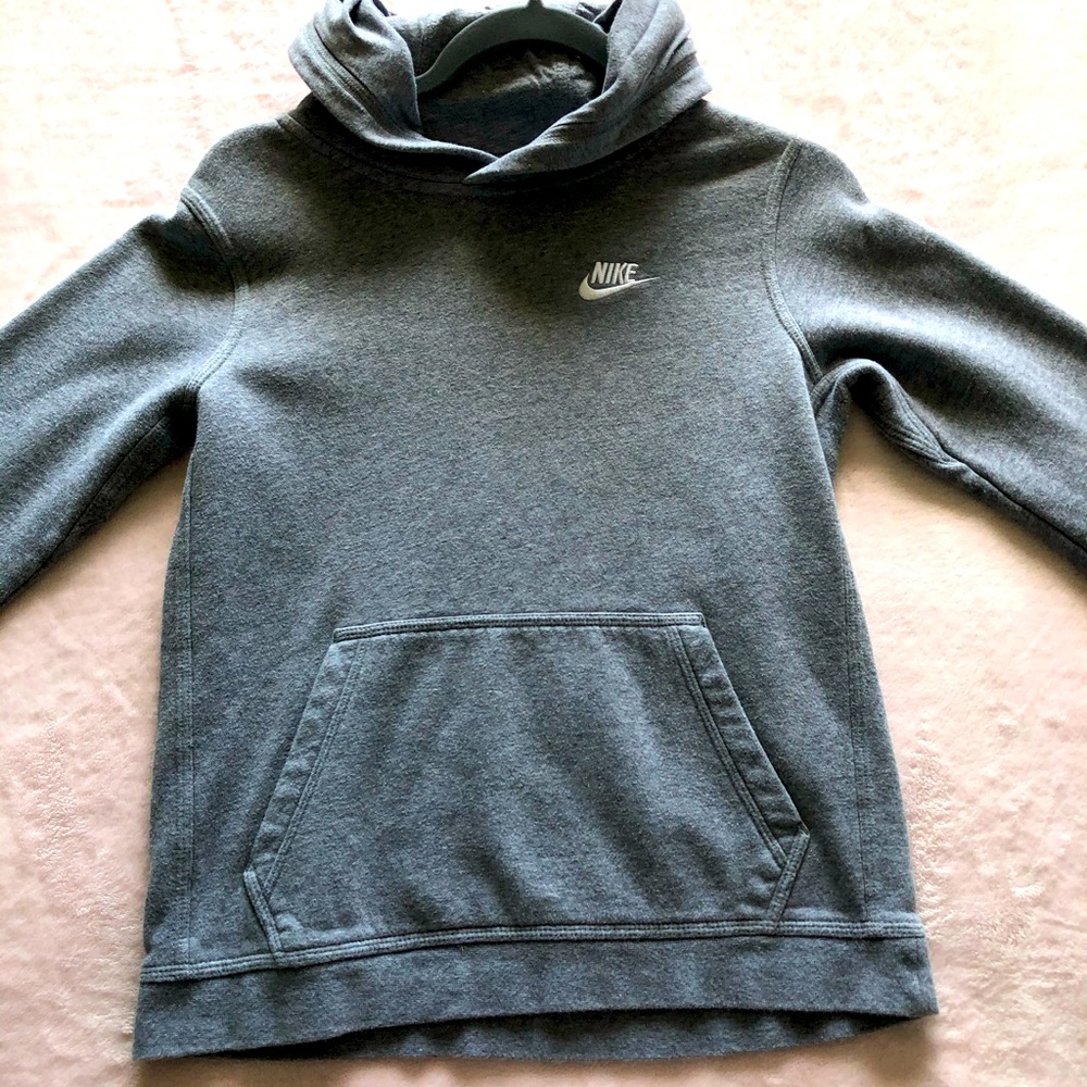 Nike hoodie - Picture 1 of 1